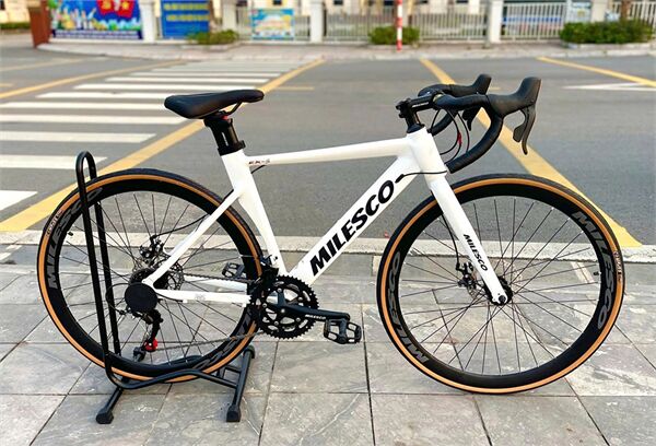 Xe đạp đua MILESCO EX-S 2026